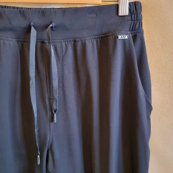 Lorna Jane Infrared Black Recovery Pants - Picture 4 of 7